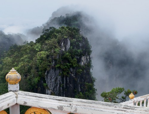looks like a fairytale – the tiger cave temple