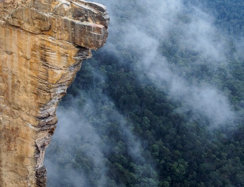 hanging rock action